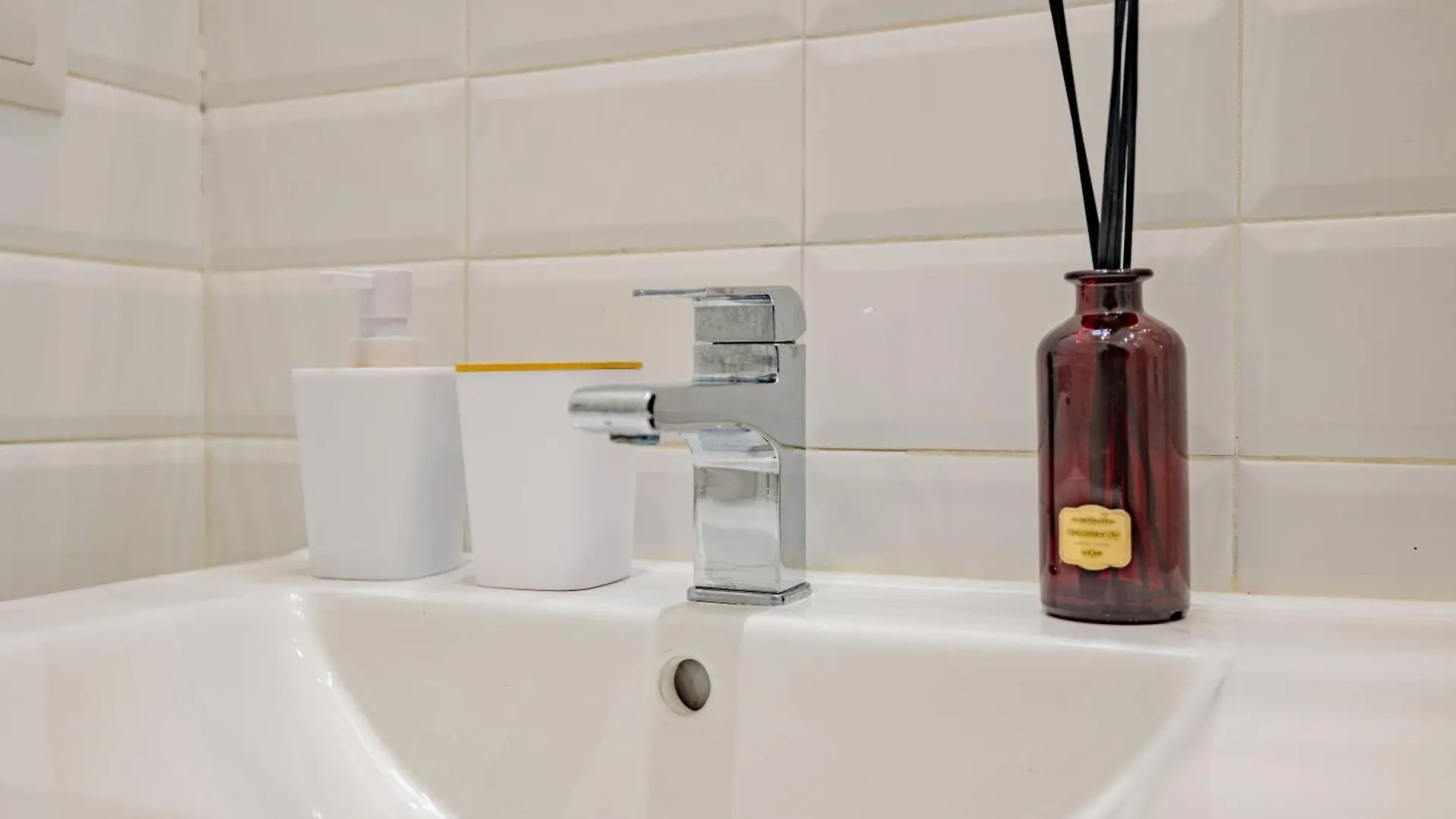 Casa Anua - Milano Comfort Retreat 0*, Milan
