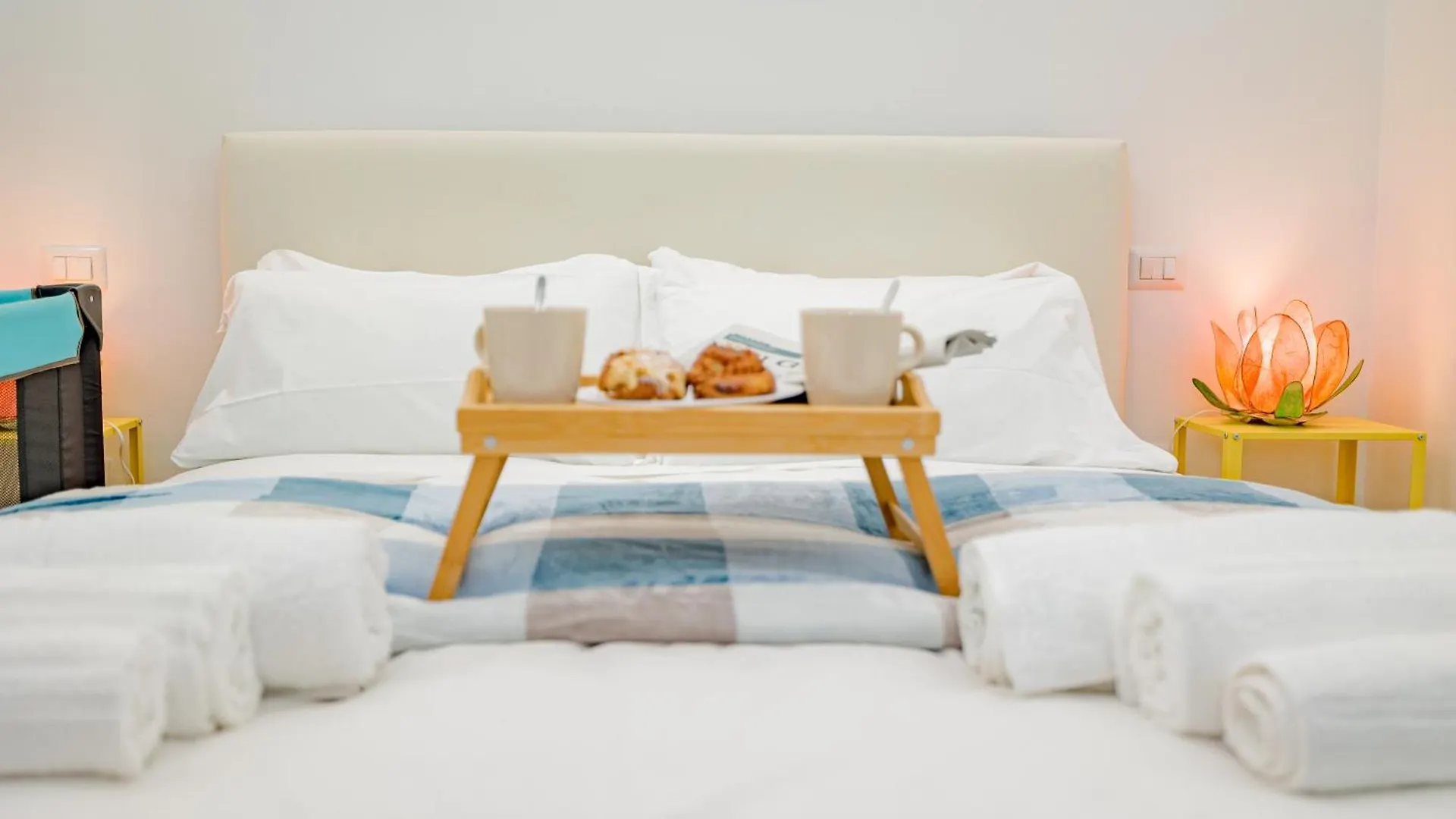 Casa Anua - Milano Comfort Retreat 0*, Milan
